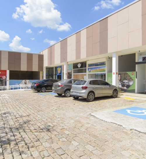 Best Center Vinhedo - Benedito Storani estacionamento